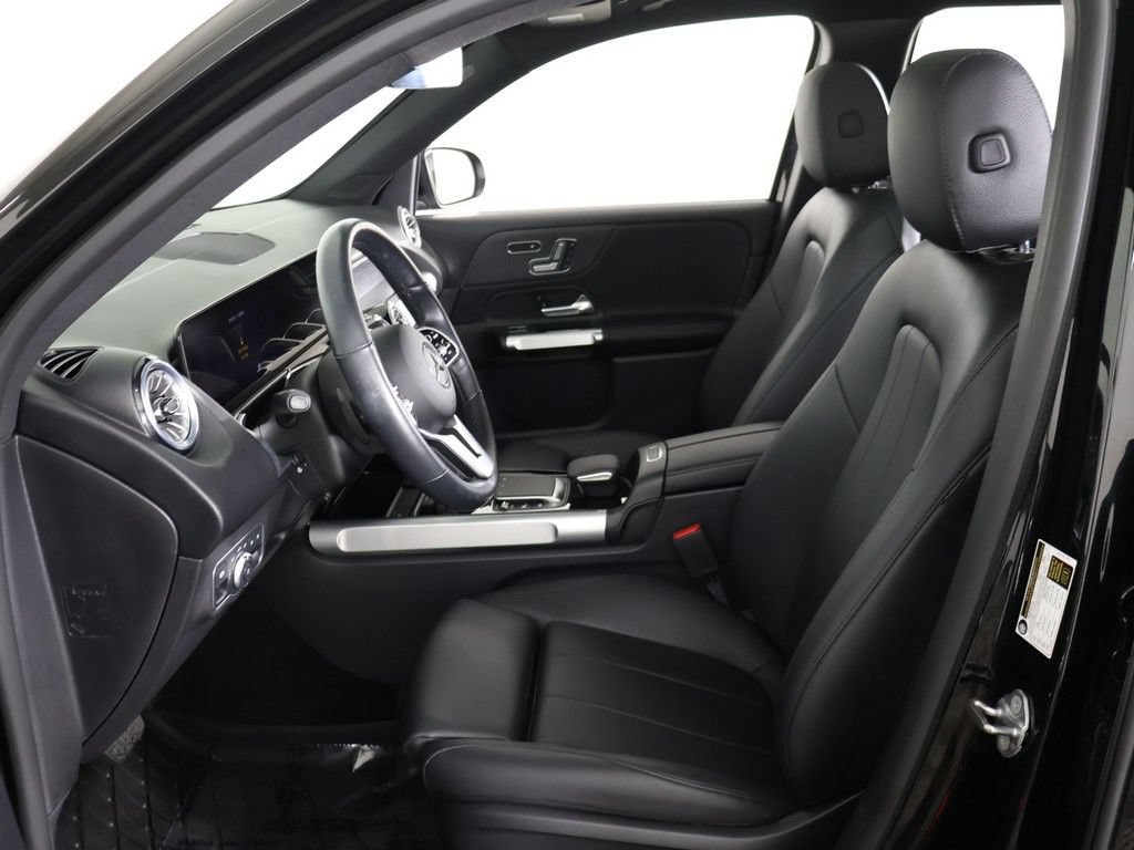 Used 2023 Mercedes-Benz GLB 250 4MATIC image 31