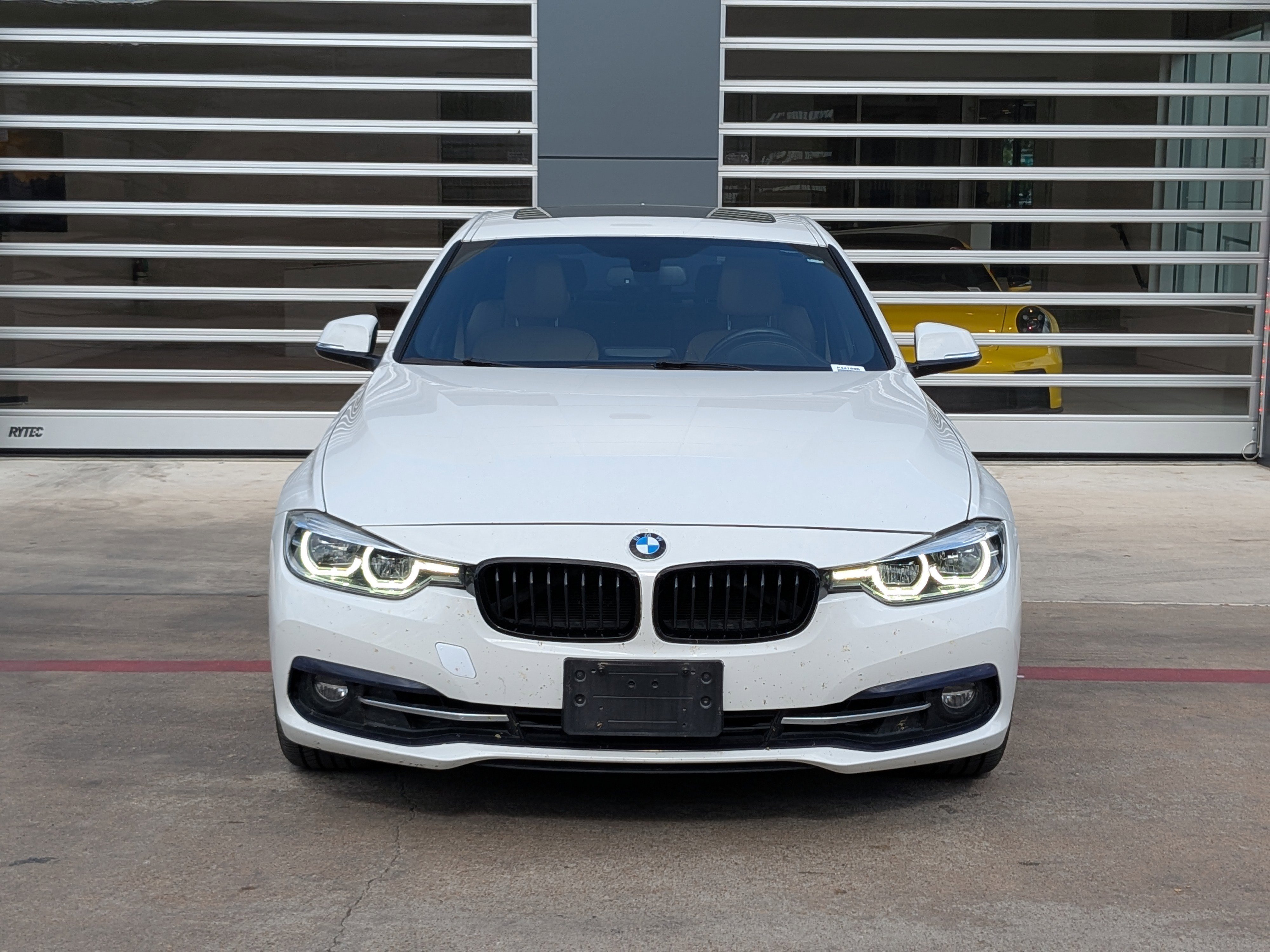 Used 2018 BMW 330i Sedan image 2
