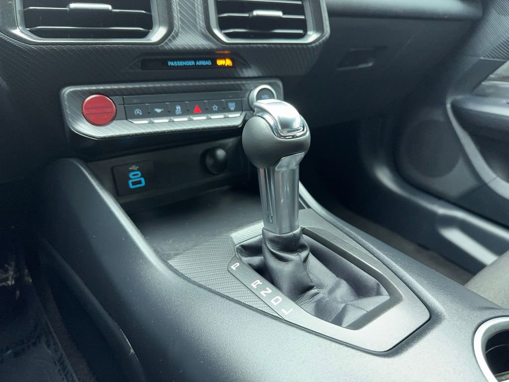 Used 2024 Ford Mustang EcoBoost image 27