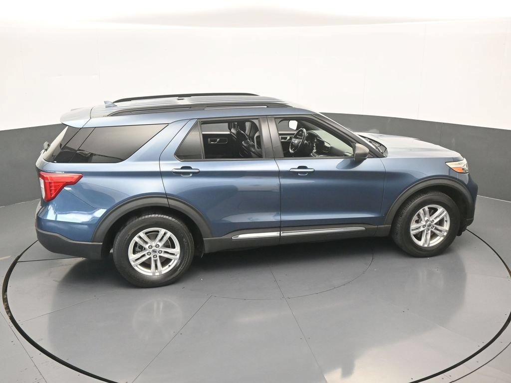 Used 2020 Ford Explorer XLT w/ Equipment Group 202A AWD/4WD image 50