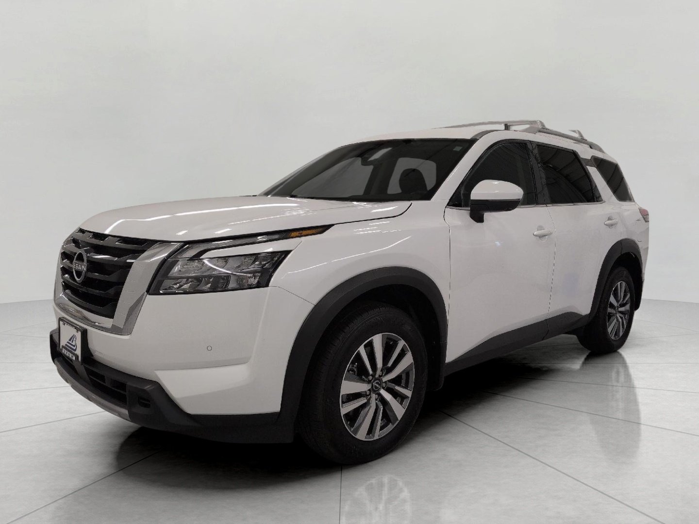 Used 2025 Nissan Pathfinder SL w/ Cargo Package AWD/4WD image 13
