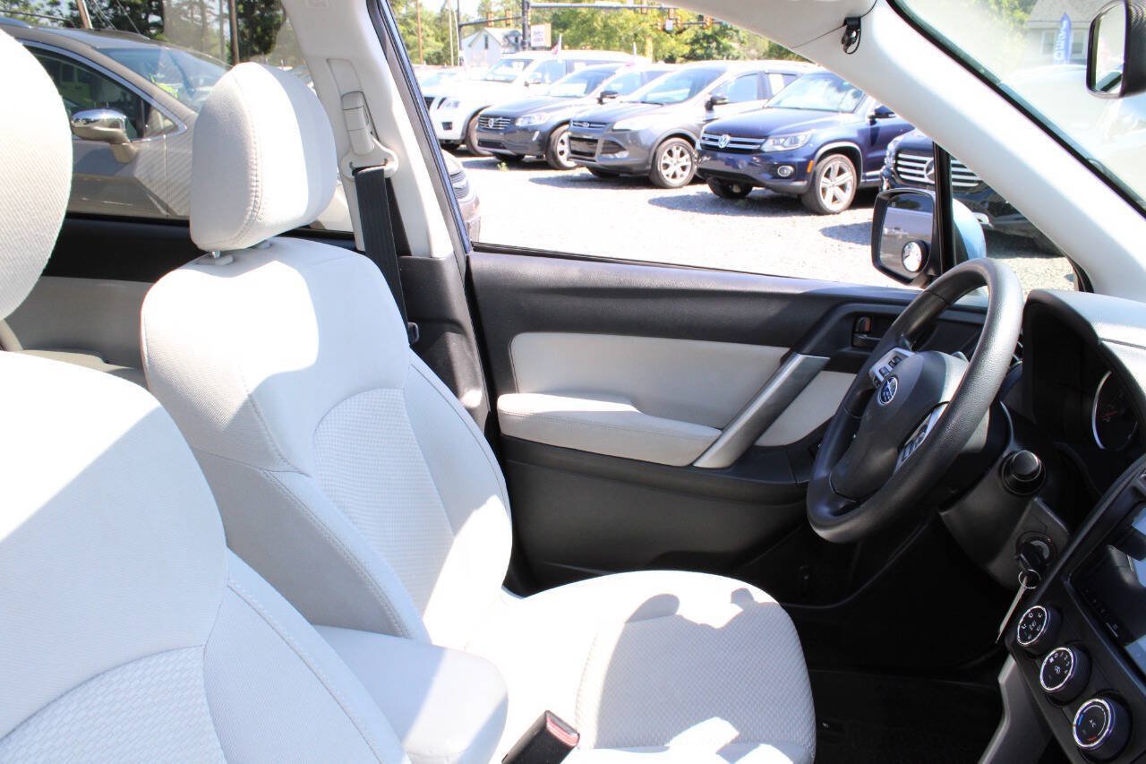 Used 2014 Subaru Forester 2.5i Premium AWD/4WD image 11