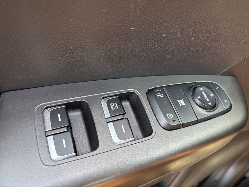 Used 2020 Kia Sportage LX FWD image 23