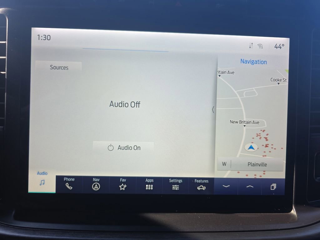 Certified 2022 Ford F150 Lariat w/ Equipment Group 502A High image 46