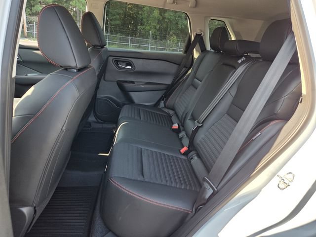 New 2026 Nissan Rogue SV AWD/4WD image 10