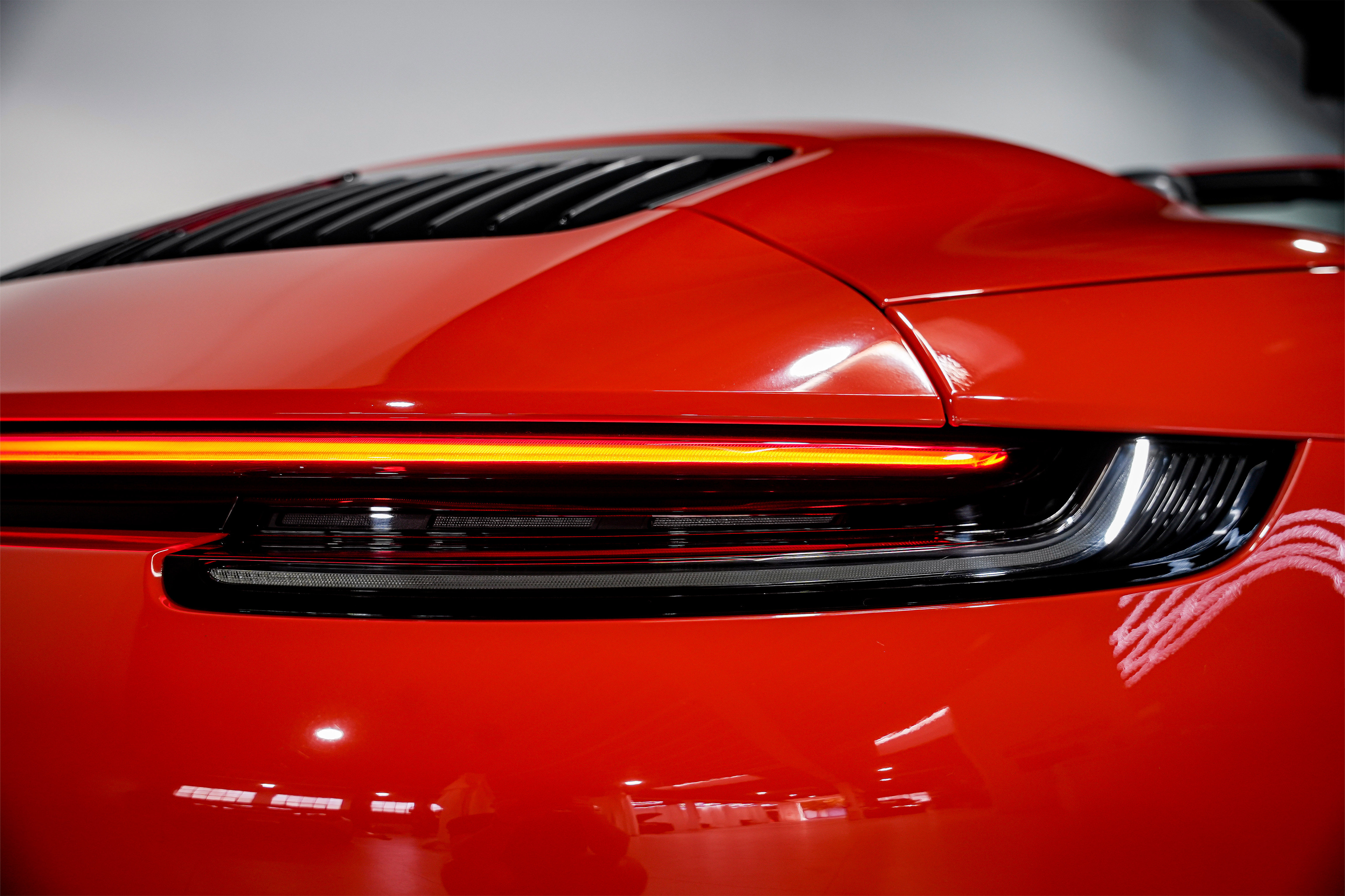 Used 2022 Porsche 911 Carrera image 45