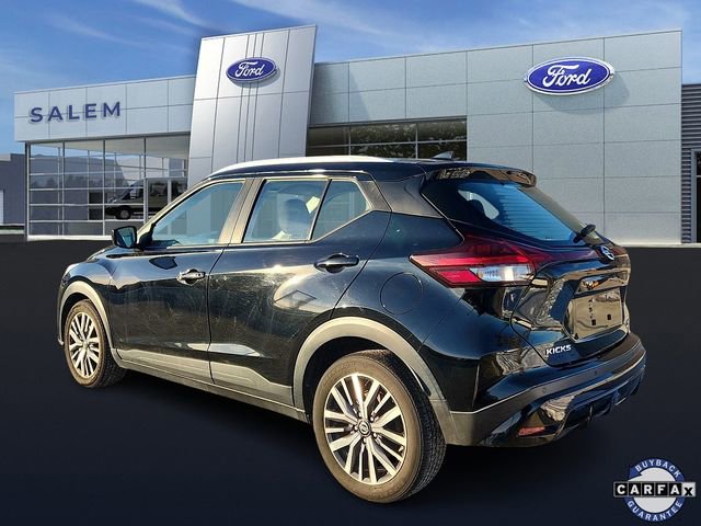 Used 2021 Nissan Kicks SV image 4