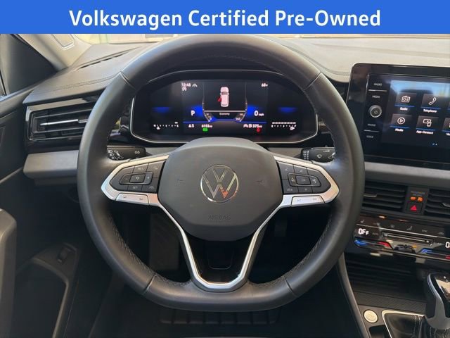 Certified 2025 Volkswagen Jetta SE image 23