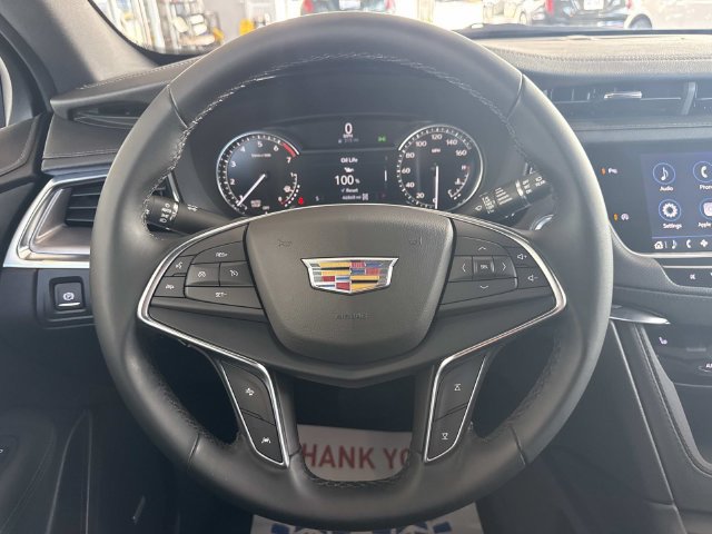 Certified 2024 Cadillac XT5 Luxury w/ LPO, Floor Liner Package AWD/4WD image 63