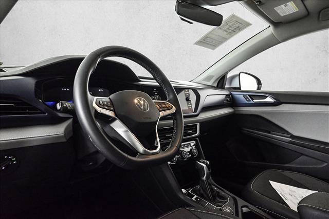 Used 2024 Volkswagen Taos SE image 10