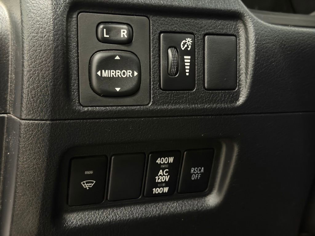 Used 2013 Toyota 4Runner Limited image 29