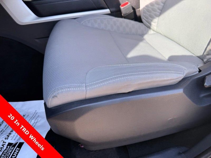Used 2022 Toyota Tundra SR5 AWD/4WD image 17