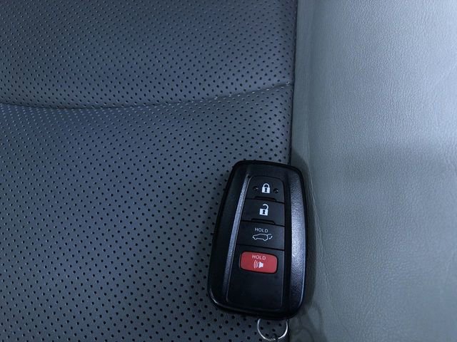 Used 2023 Toyota RAV4 Limited image 32