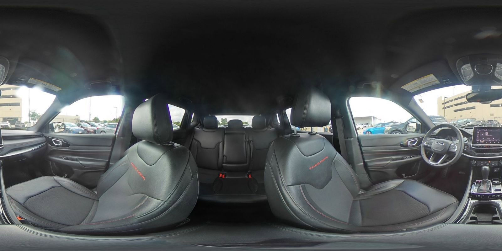 Used 2025 Jeep Compass Trailhawk AWD/4WD image 40