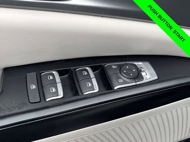 Used 2024 Kia Carnival LX image 10