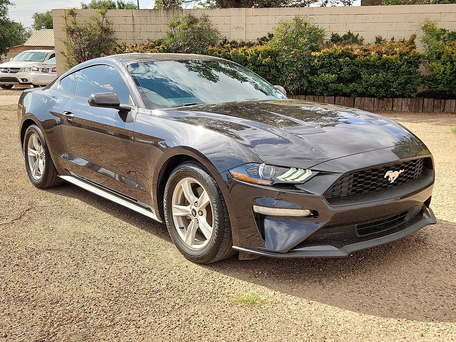 Used 2022 Ford Mustang Coupe RWD image 6