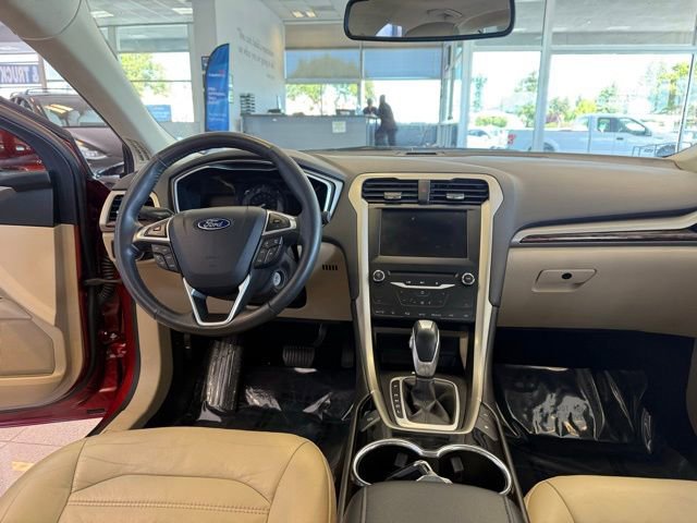 Used 2014 Ford Fusion Energi SE FWD image 25
