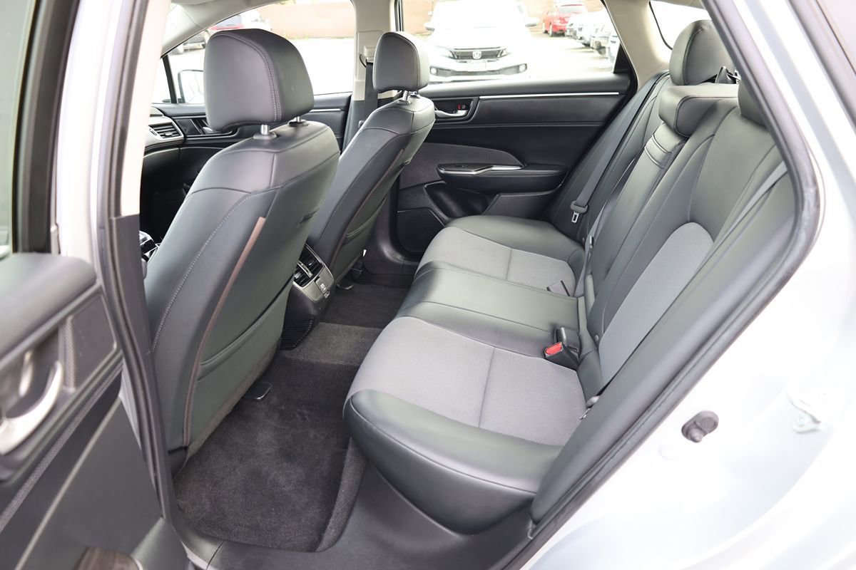 Used 2018 Honda Clarity Plug-In Hybrid image 14