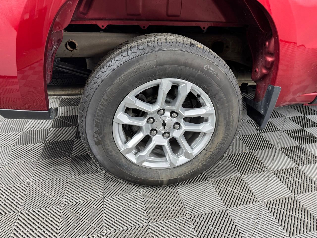 Used 2022 Chevrolet Silverado 1500 RST w/ Convenience Package II image 32