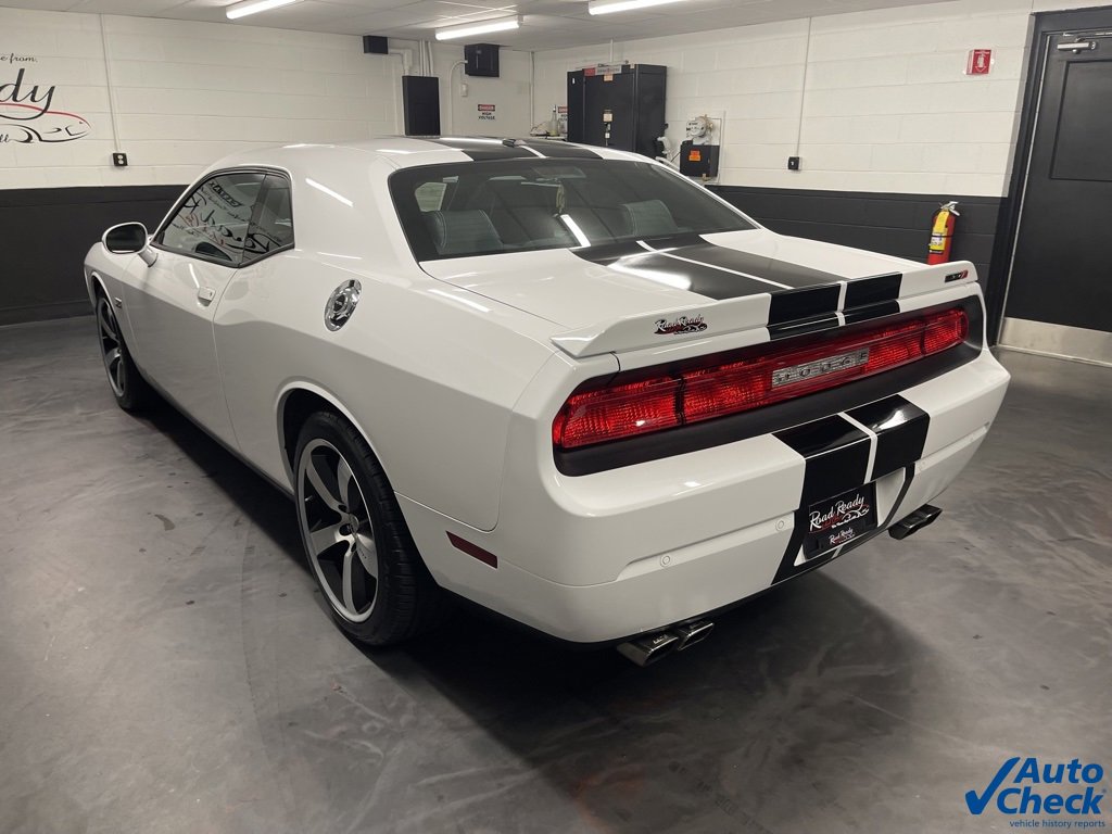 Used 2014 Dodge Challenger SRT8 image 7