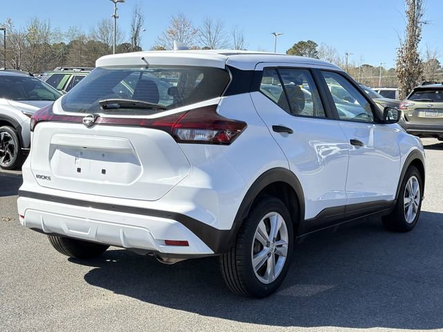 Used 2024 Nissan Kicks S image 3