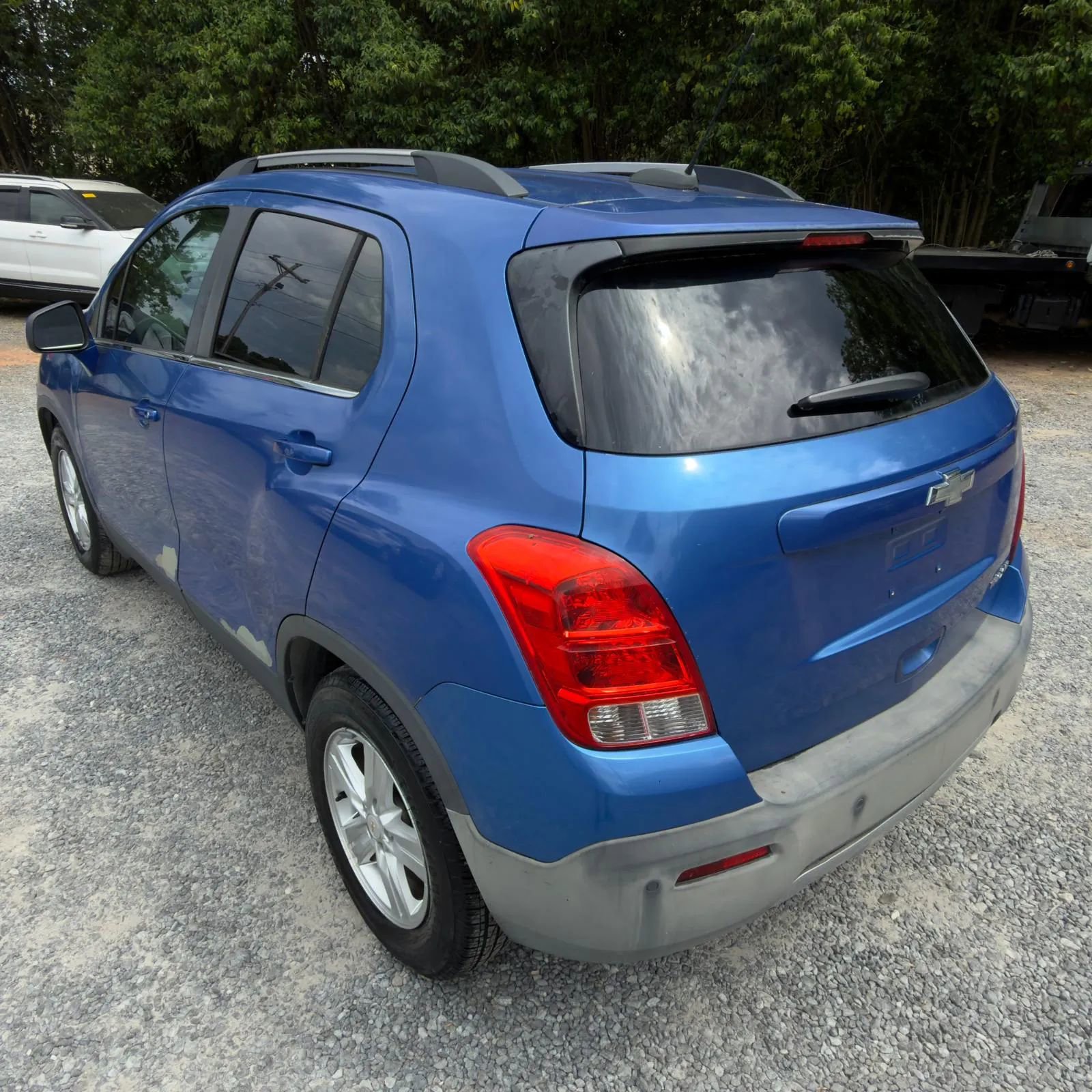 Used 2015 Chevrolet Trax LT w/ LT Sun and Sound Package FWD image 5