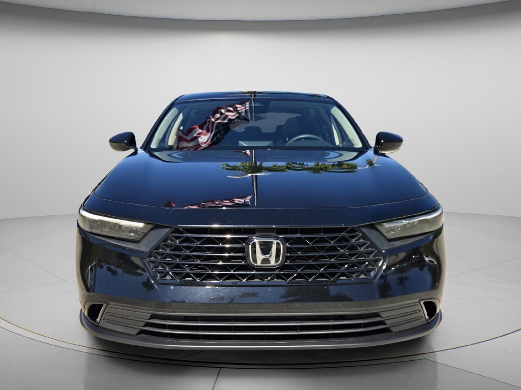 Certified 2025 Honda Accord SE image 9