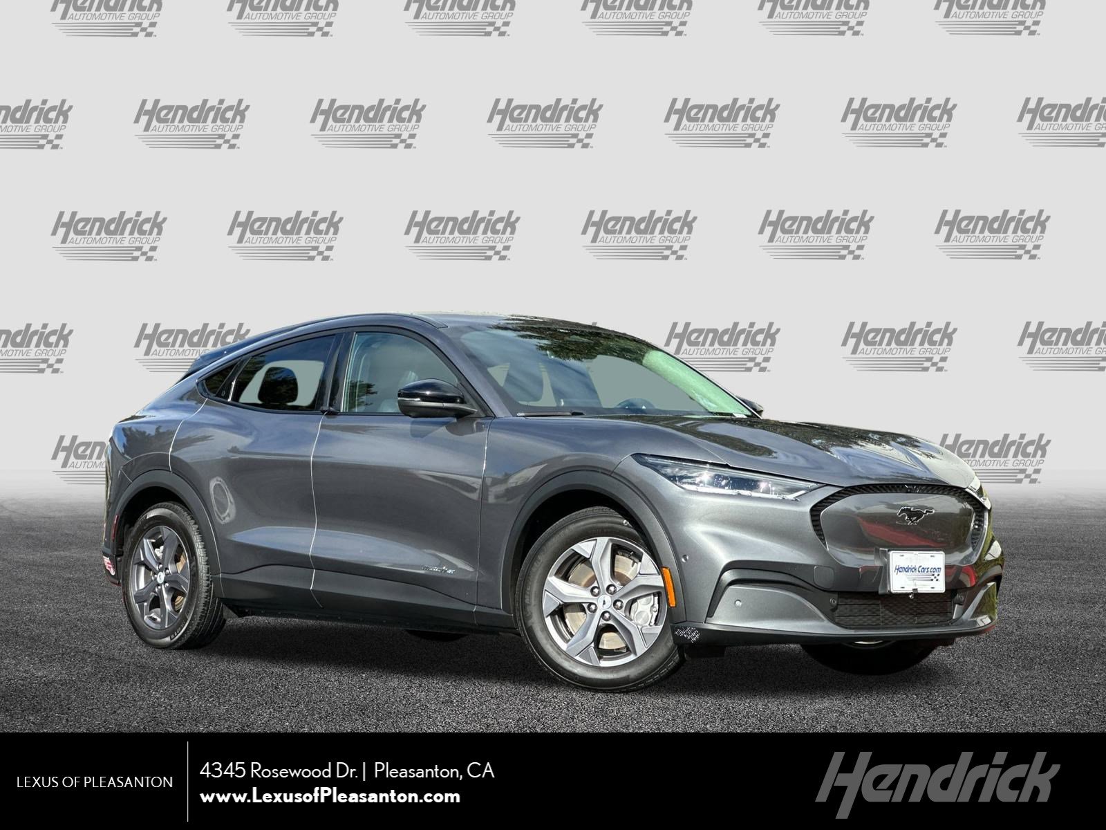 Used 2023 Ford Mustang Mach-E Select image 1