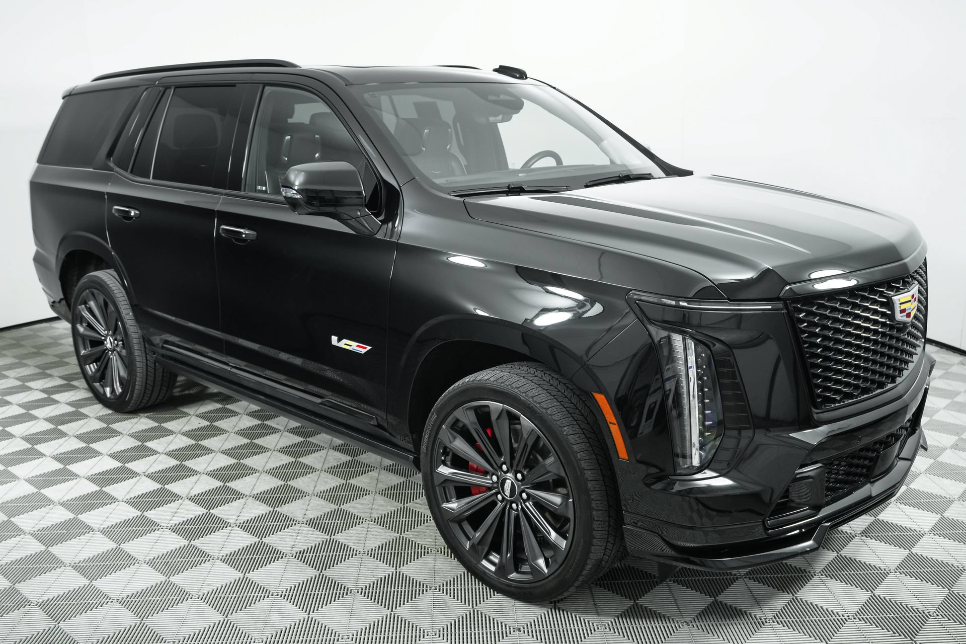 Used 2025 Cadillac Escalade V w/ LPO, Floor Liner Package AWD/4WD video 1