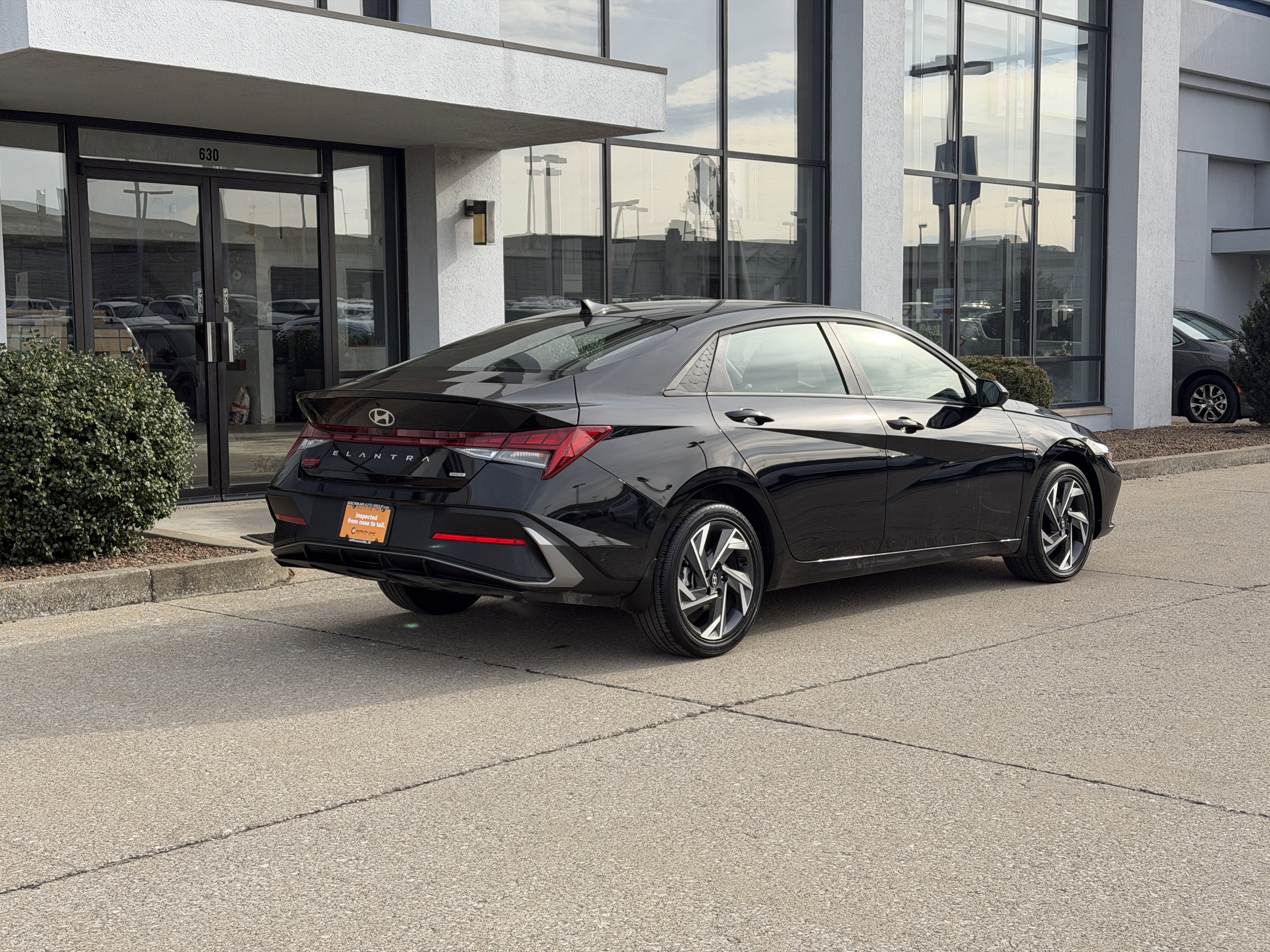 Certified 2025 Hyundai Elantra SEL image 4