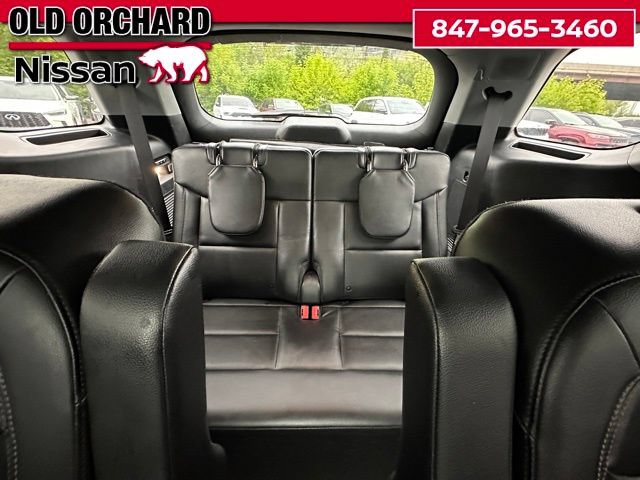 Used 2022 Ford Explorer Limited w/ Equipment Group 301A AWD/4WD image 13
