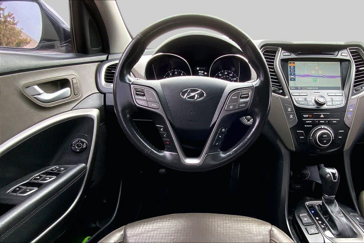Used 2016 Hyundai Santa Fe Sport 2.0T w/ Option Group 05 FWD image 6