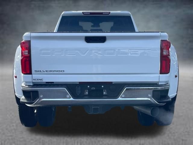 Used 2025 Chevrolet Silverado 3500 W/T image 17