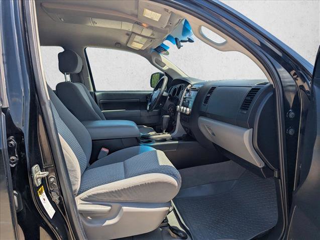 Used 2010 Toyota Tundra 4x4 CrewMax image 18