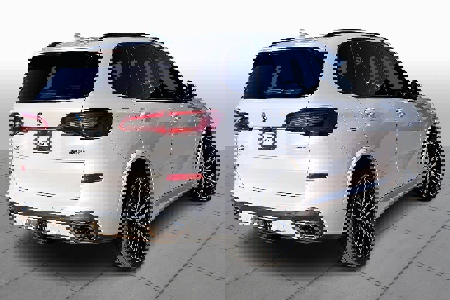 Used 2019 BMW X5 xDrive50i image 13