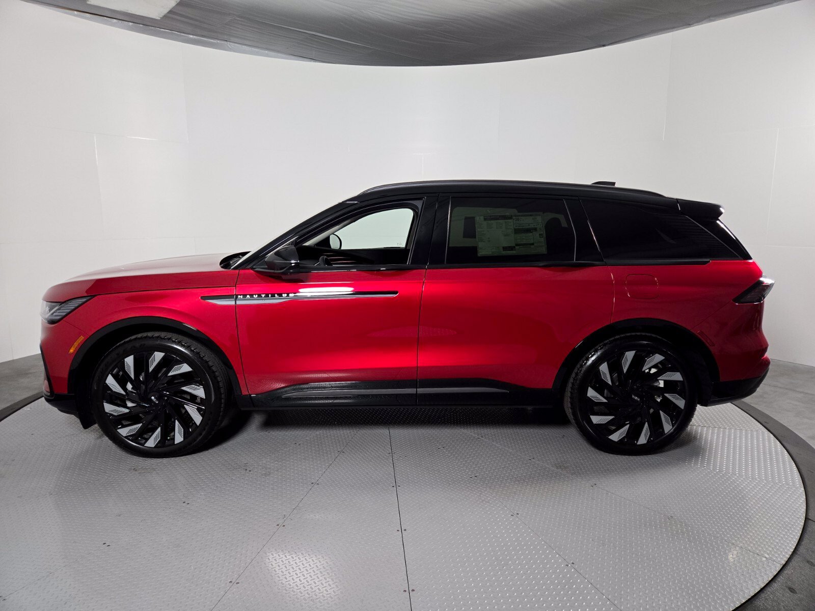 New 2026 Lincoln Nautilus Reserve AWD/4WD image 8
