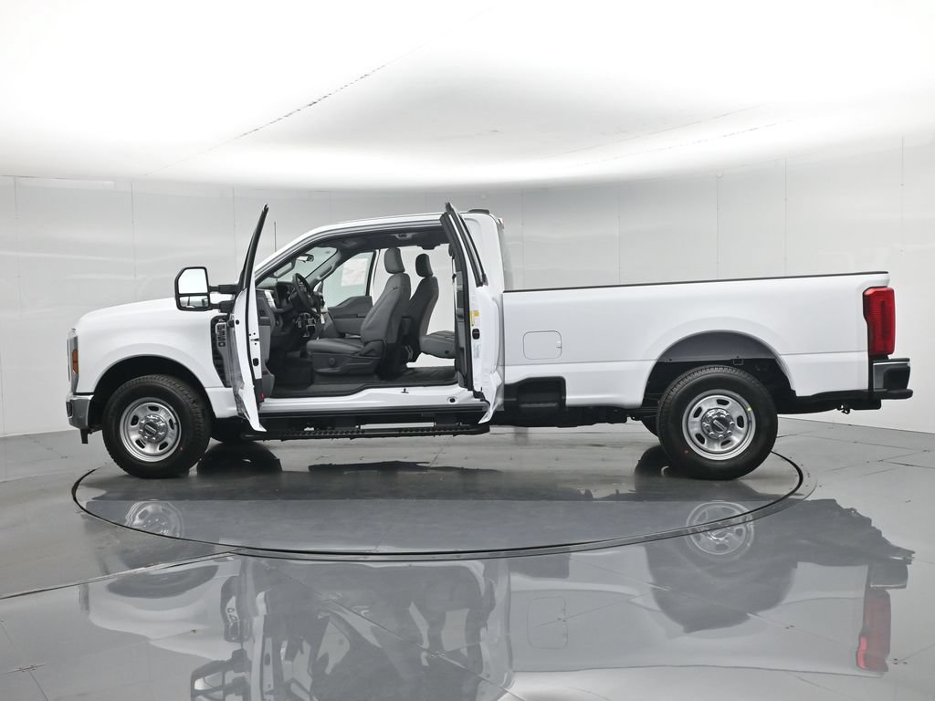 New 2026 Ford F350 XL w/ XL Chrome Package RWD image 33
