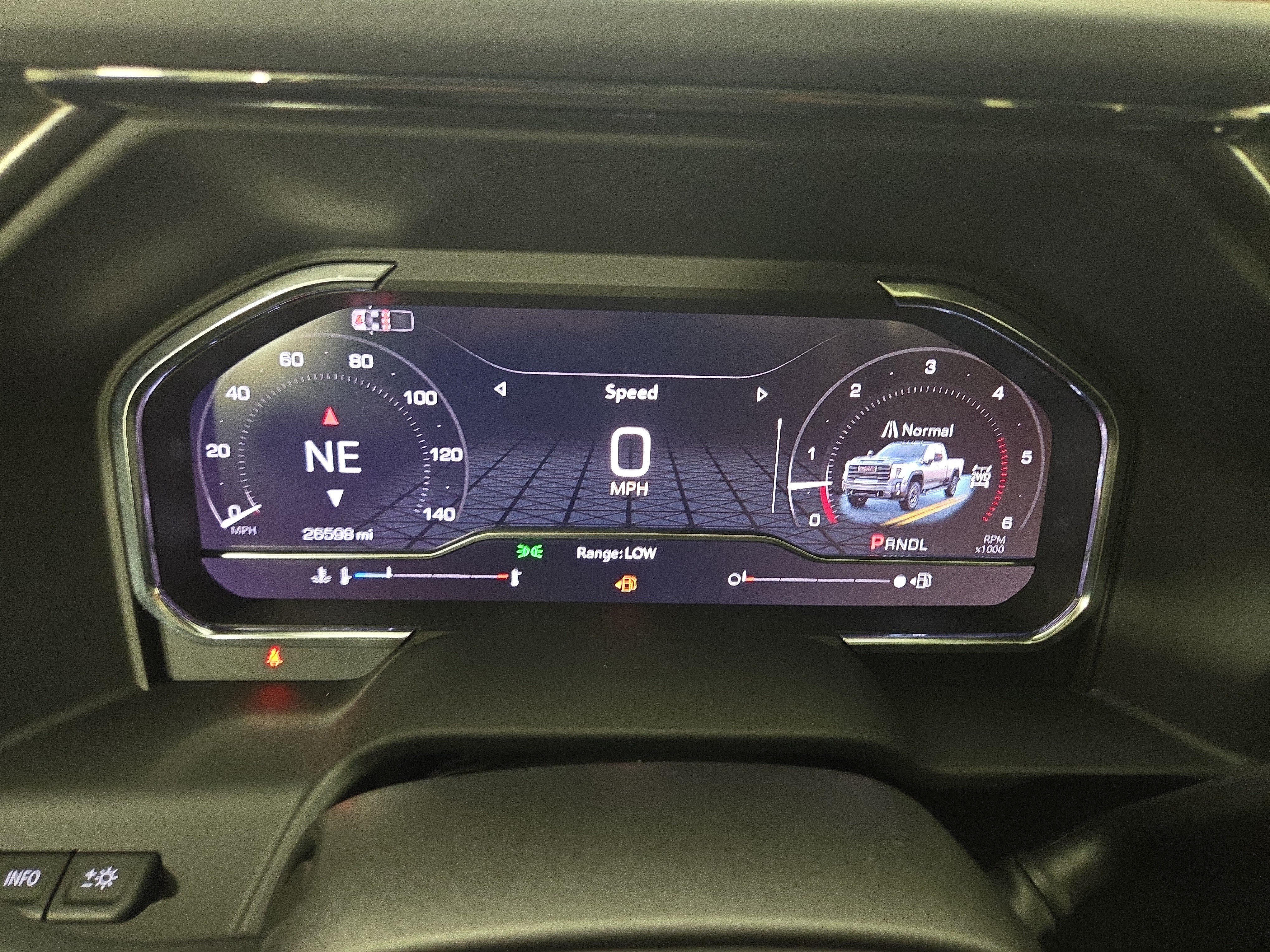 Certified 2025 GMC Sierra 2500 AT4 w/ AT4 Premium Plus Package AWD/4WD image 17