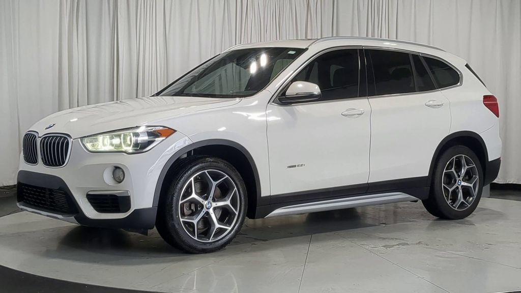 Used 2017 BMW X1 xDrive28i AWD/4WD image 5