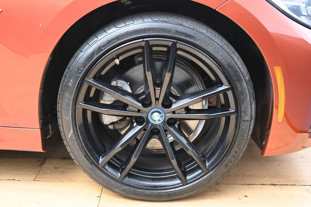 Used 2022 BMW 330e w/ M Sport Package RWD image 13