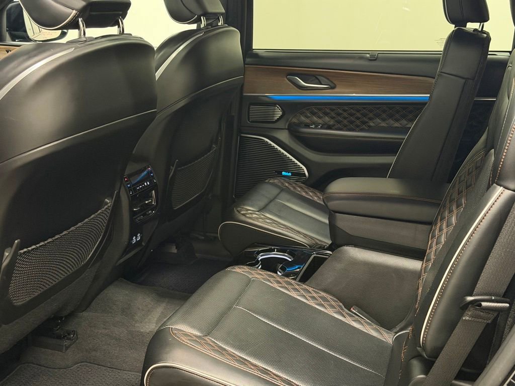 Used 2021 Jeep Grand Cherokee L Summit w/ Luxury Tech Group V image 30