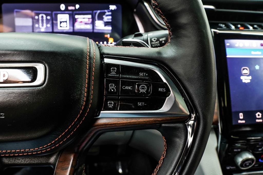 Used 2023 Jeep Grand Cherokee L Summit w/ Advanced Protech Group IV image 39