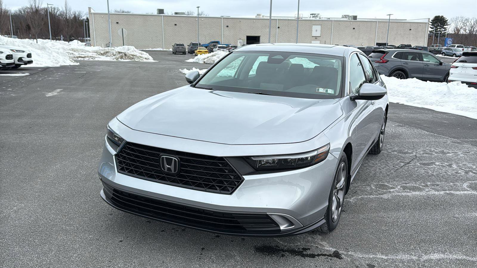 Used 2023 Honda Accord EX image 16