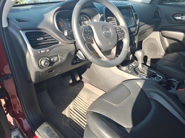 Used 2019 Jeep Cherokee Limited image 14
