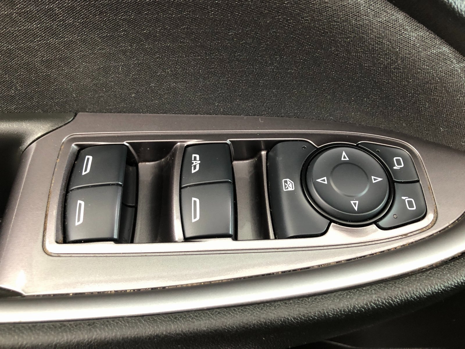 Used 2023 Chevrolet Malibu LT image 34