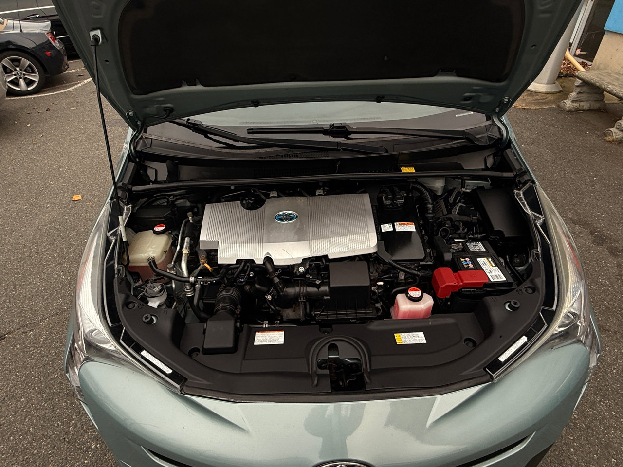 Used 2016 Toyota Prius Two image 18