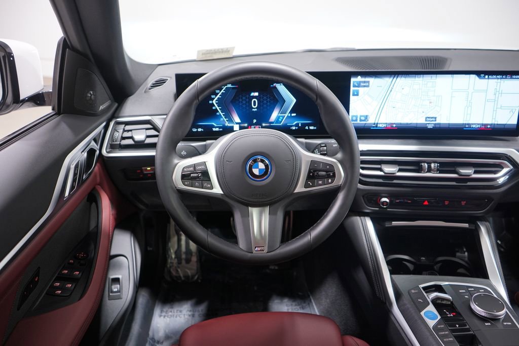 Used 2023 BMW i4 eDrive40 w/ M Sport Package image 11