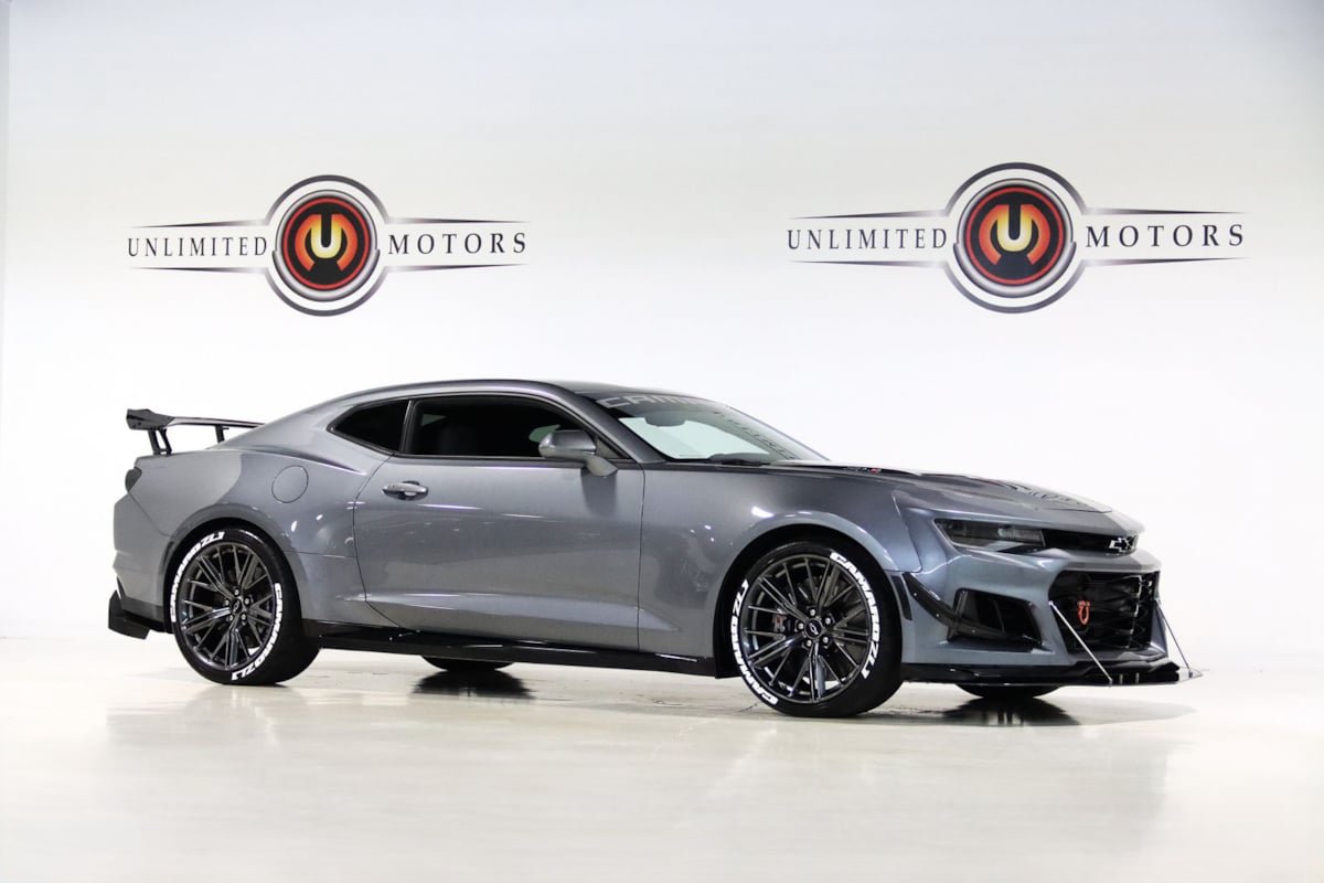 Used 2022 Chevrolet Camaro ZL1 RWD image 77