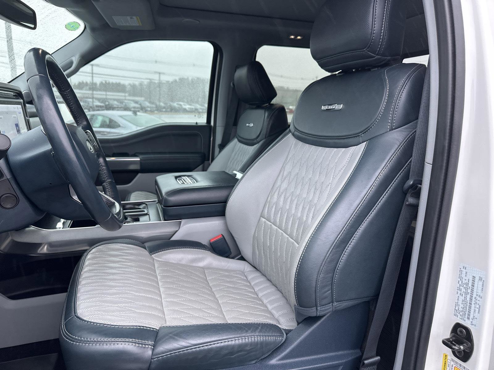 Used 2023 Ford F150 Limited image 13