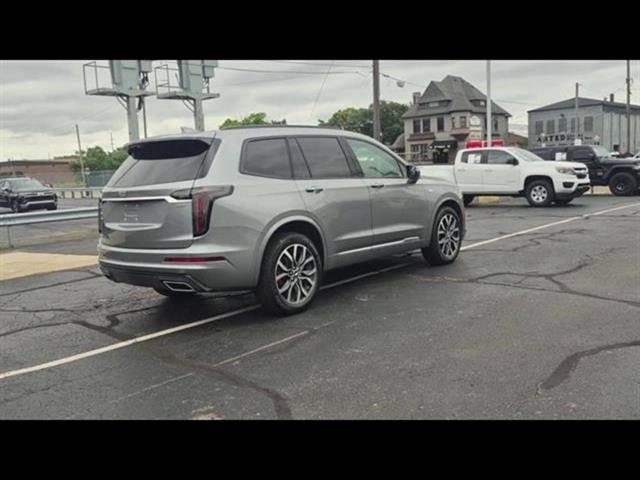 Used 2024 Cadillac XT6 Sport image 26